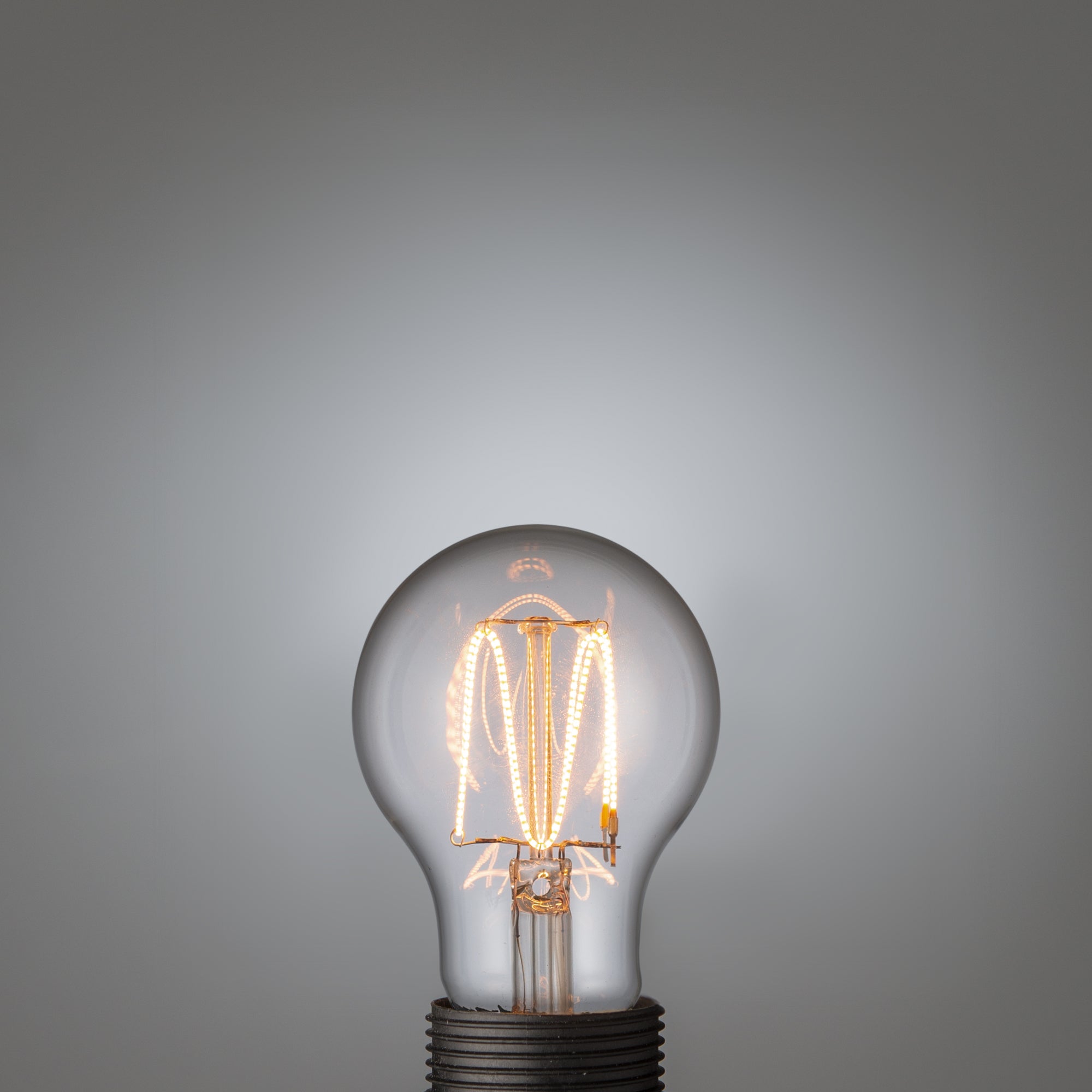 Neue Leuchtmittel mit extra dĂĽnnem Led-Filament