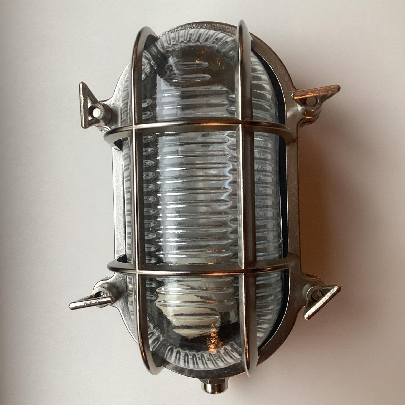 Lampe de sous-sol et d'extérieur Bulkhead laiton moyen E27