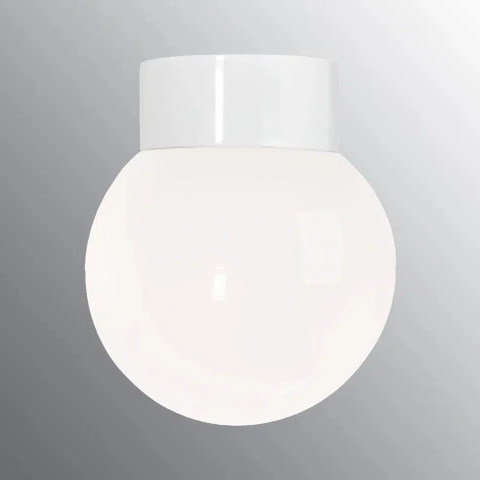 Classic Globe 150 IP20 LED 3000K weiss glänzend opal | Ifö Electric