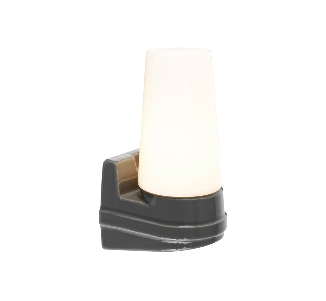 Bernadotte wall light IP44 | Ifö Electric