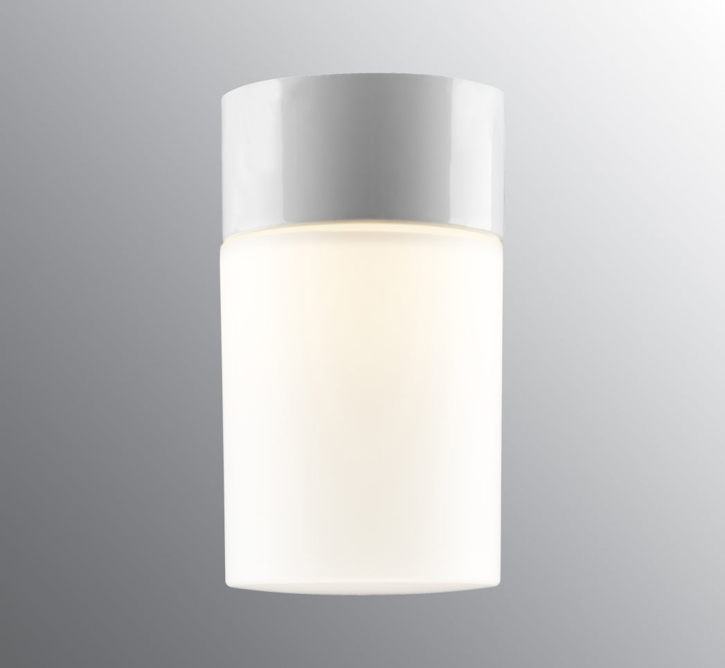Opus 100/175 Porzellan Wand-/Deckenleuchte E27 weiss matt opal vor grauem Hintergrund | Ifö Electric