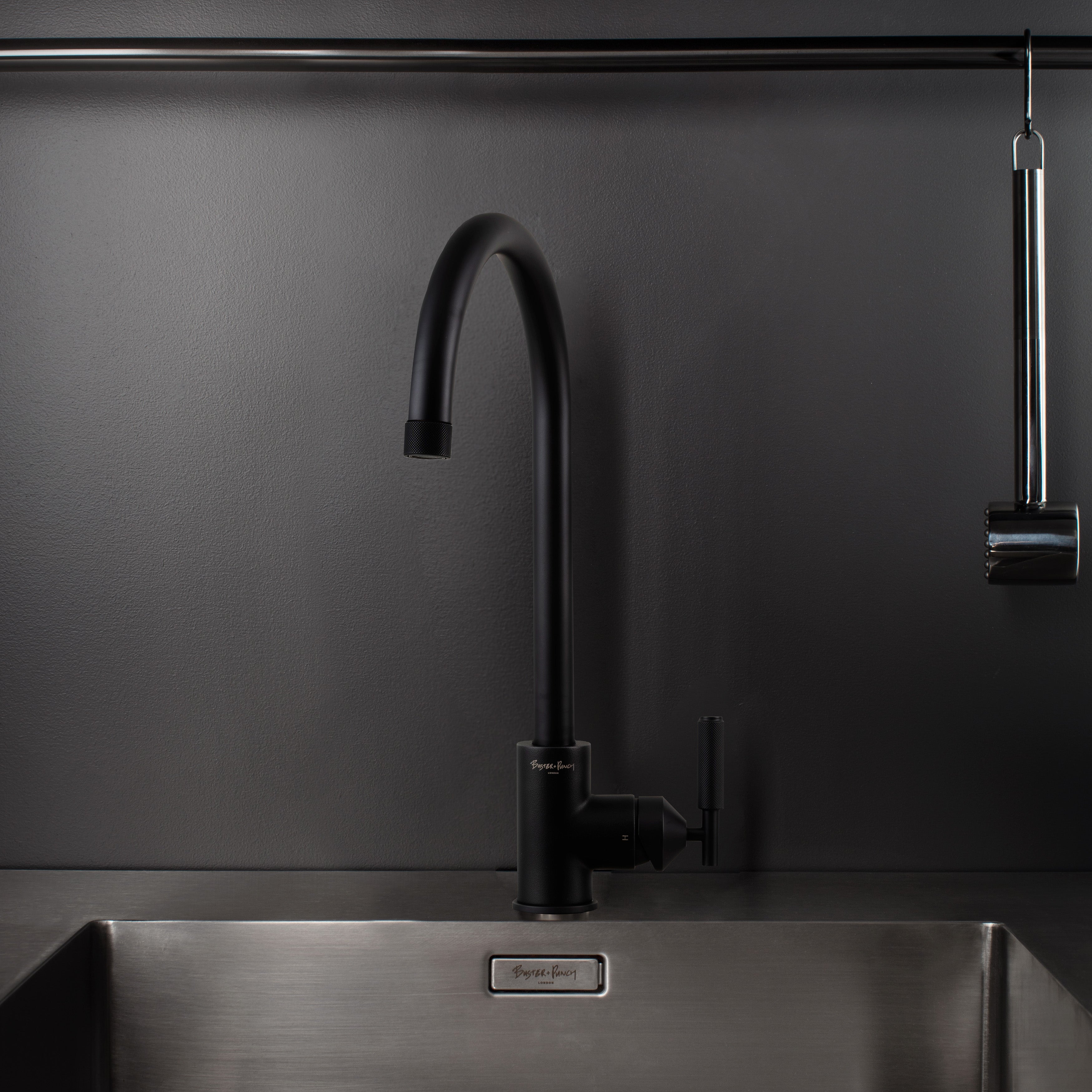 Robinet de cuisine «Cross»