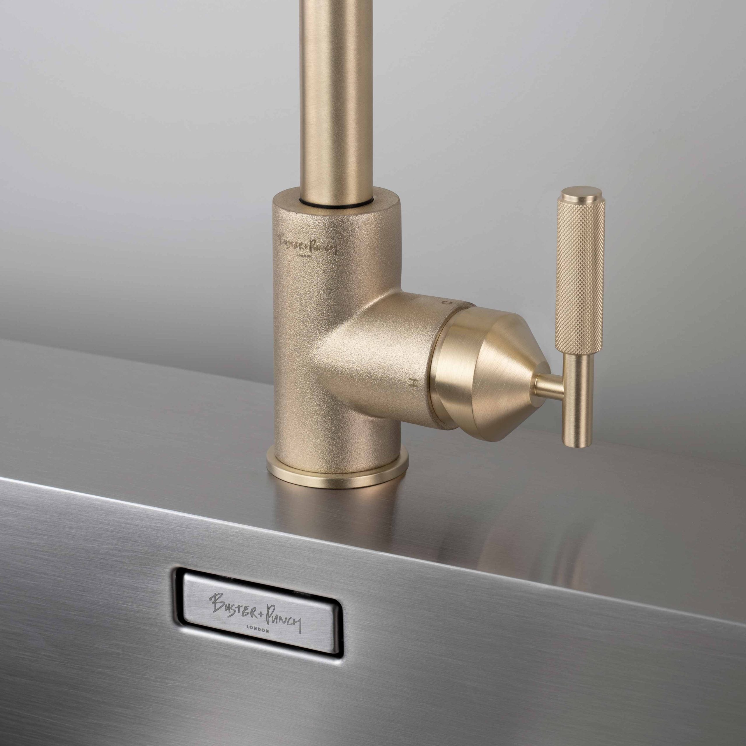Robinet de cuisine «Cross»