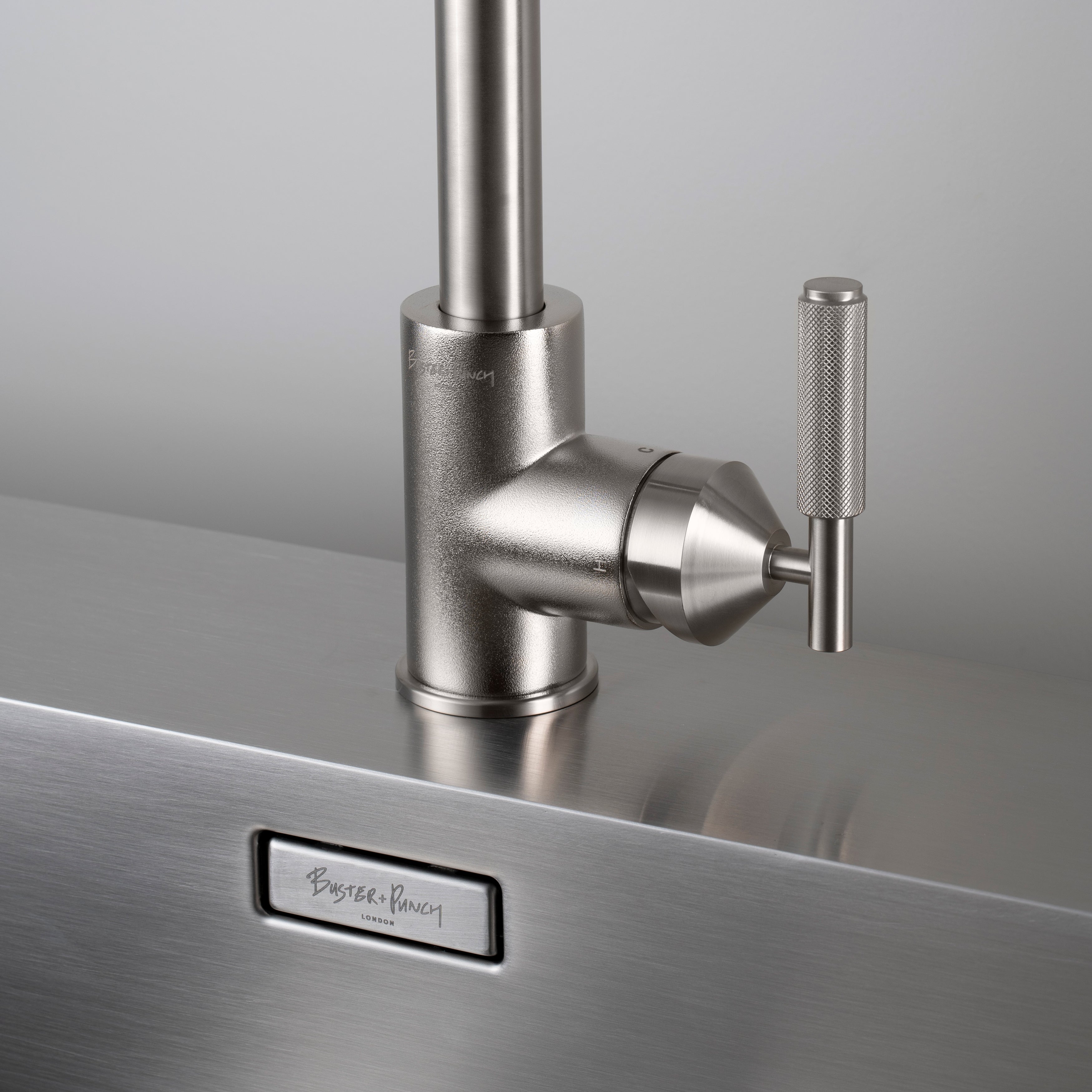 Robinet de cuisine «Cross»