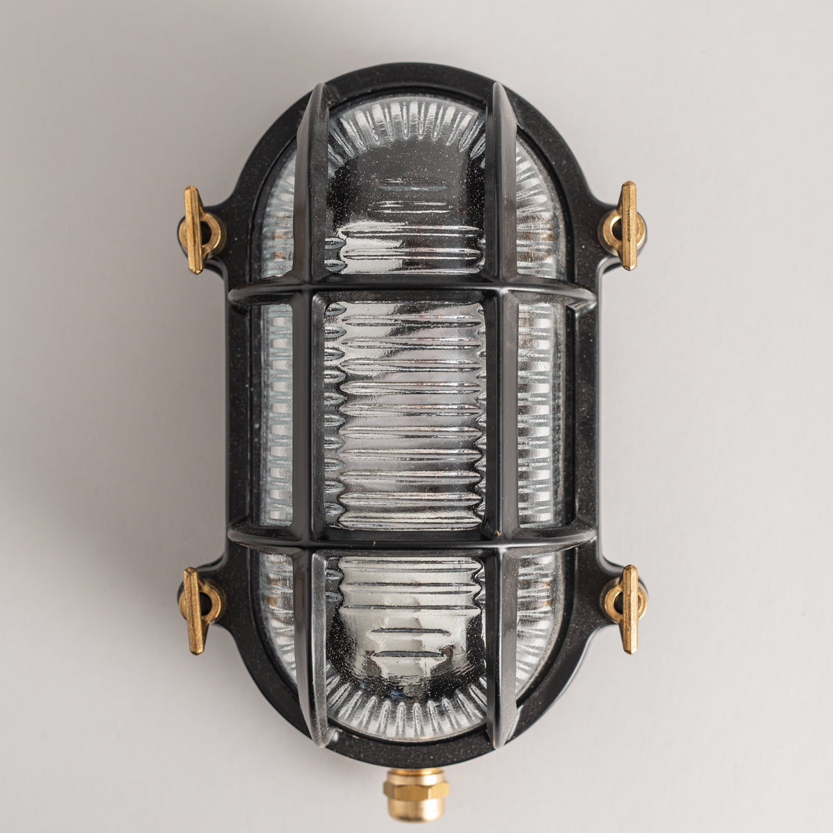 Lampe de sous-sol et d'extérieur Bulkhead laiton moyen E27