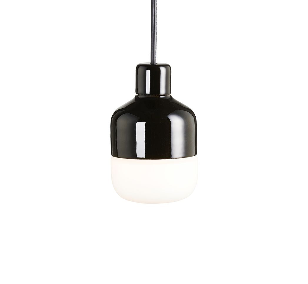 Ohm 100/155 Pendelleuchte Outdoor G9 matt opal IP44 | Ifö Electric