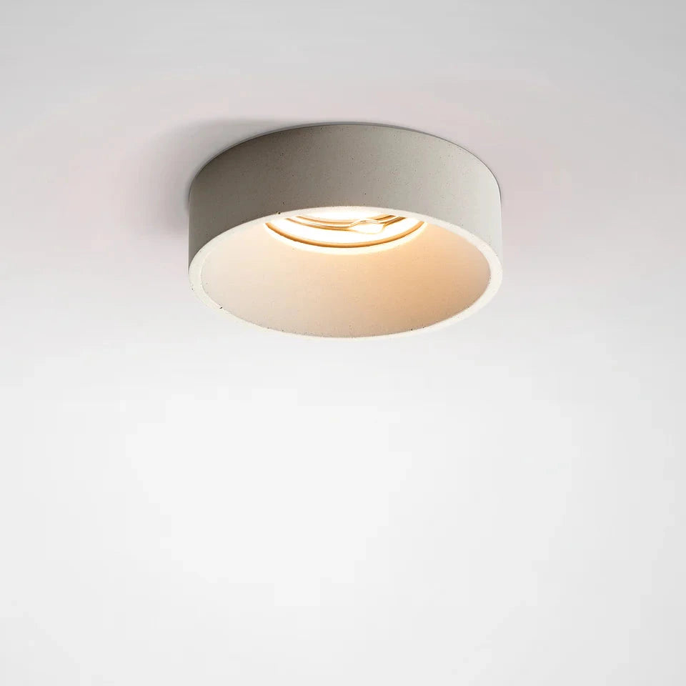 Teo | Deckenspot Unterputz Beton