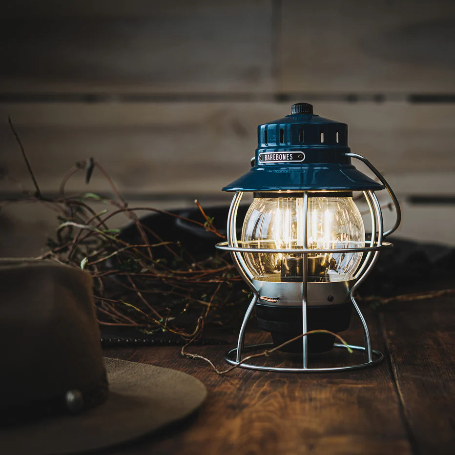 Railroad Lantern Union Pacific Homeward Bound Ocean Blue Ambiente