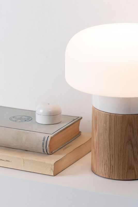 Detailfoto Solenne Sideboard 250/315 LED Casambi 3000K weiss | Ifö Electric