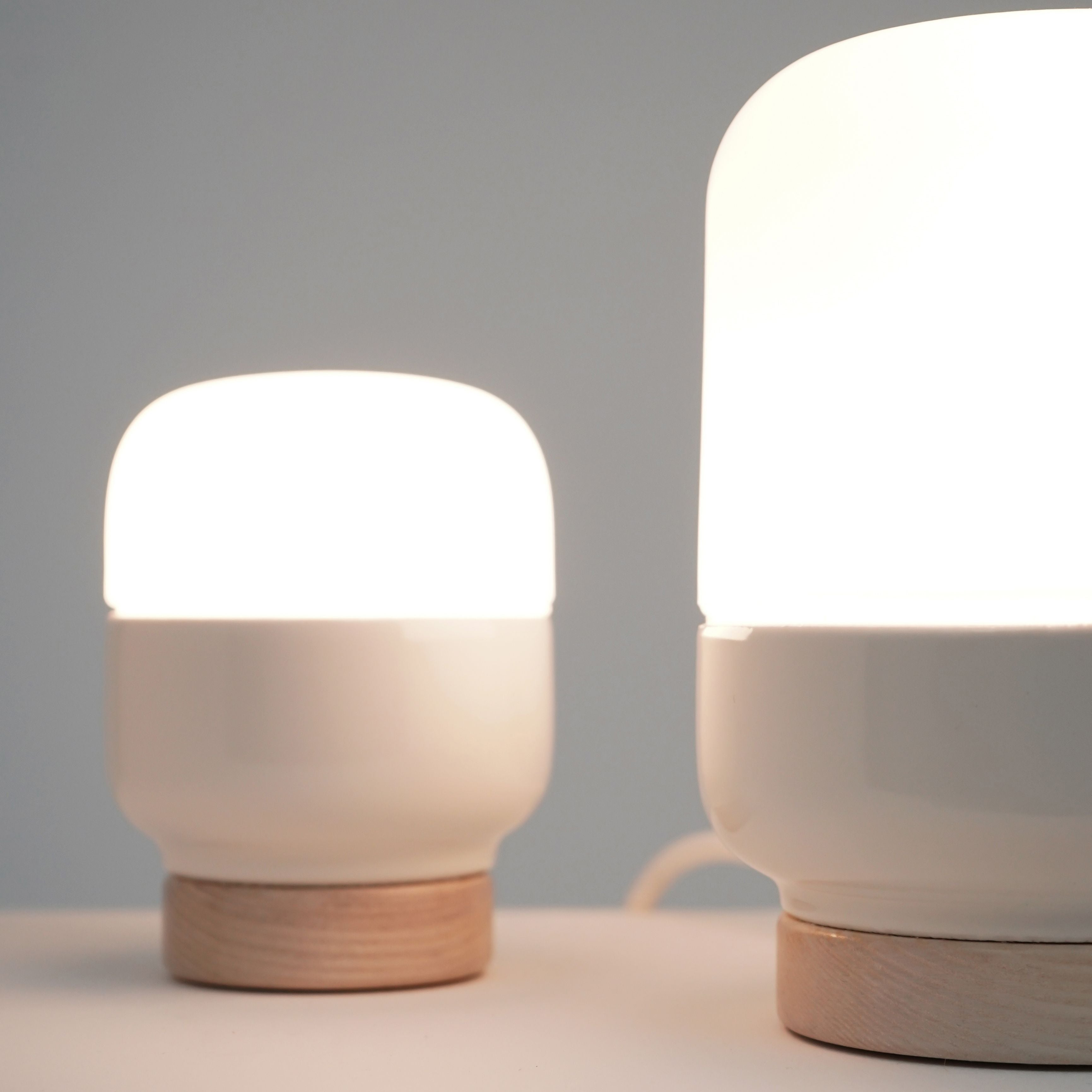 Lampe de table en porcelaine Ohm Table 100/190 opale mate IP20 | Ifö Électrique