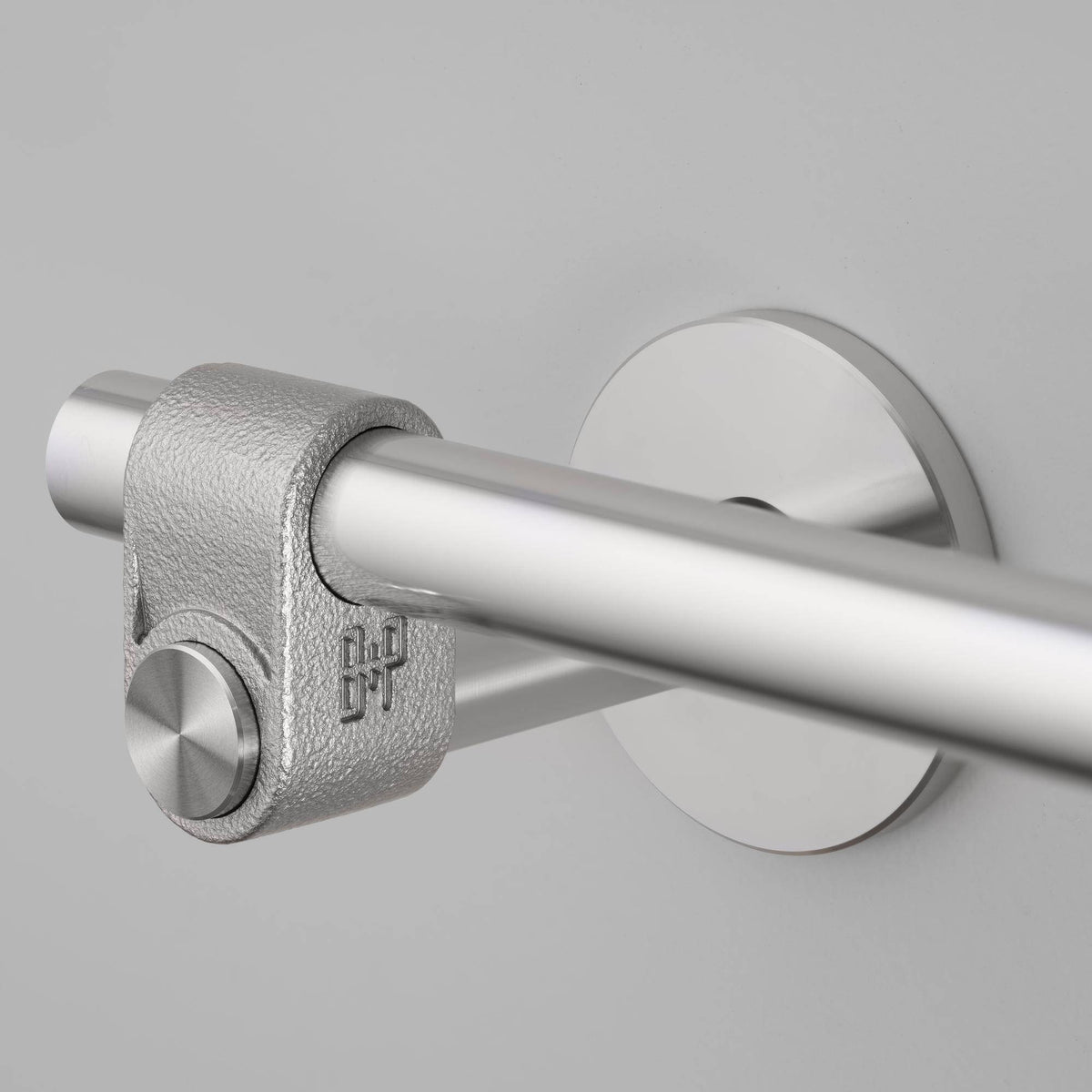 Toilettenpapierhalter «Cast» | Buster & Punch