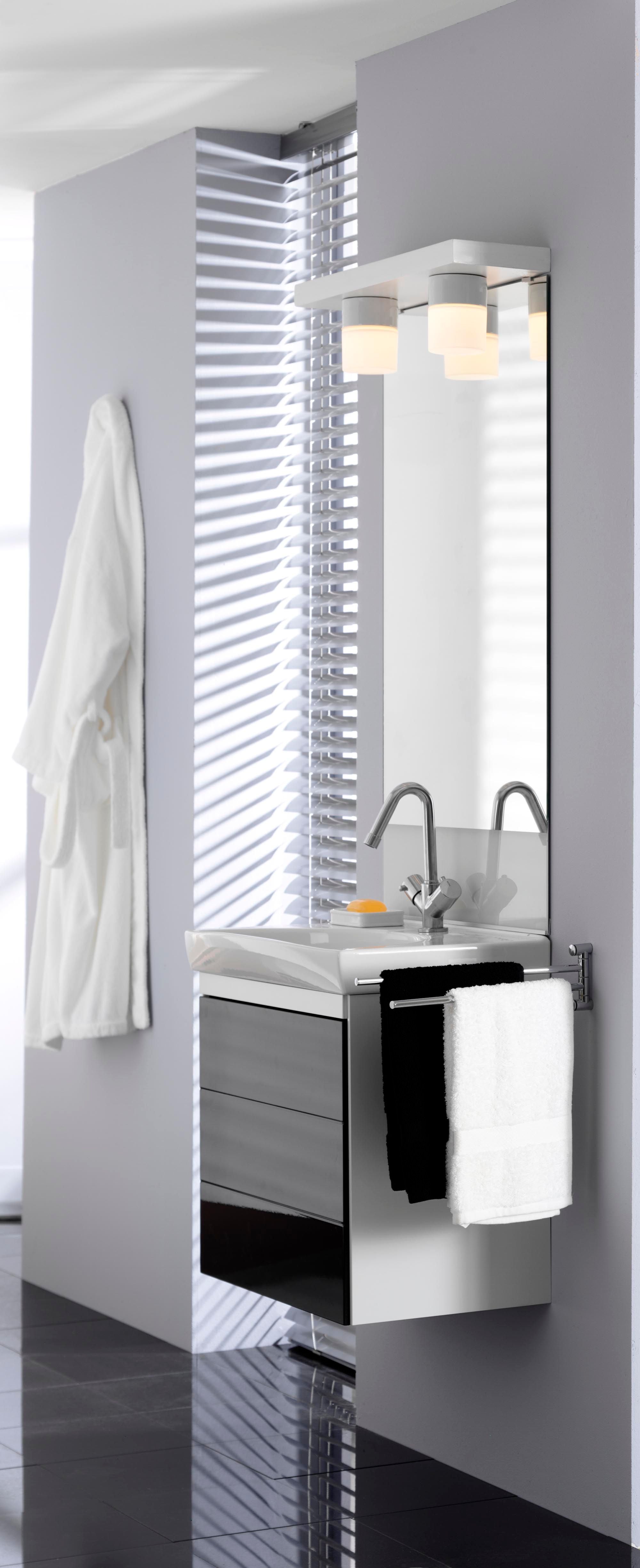 Zwei Opus 100/125 Led Porzellan Wand-/Deckenleuchte 2700K weiss matt opal über Waschbecken | Ifö Electric