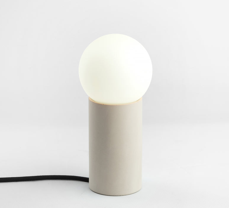 Léna | Lampe de table en béton E27