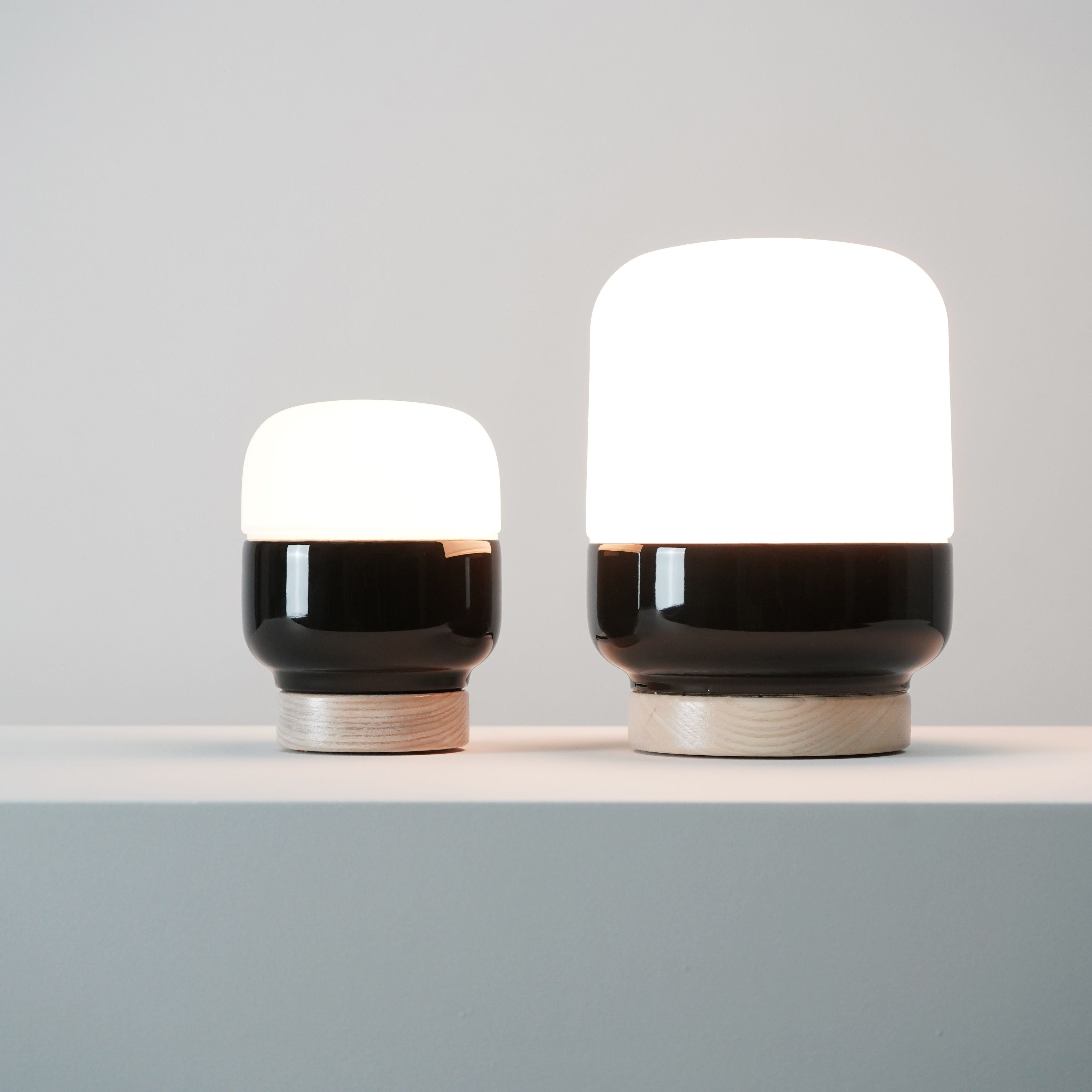 Tischleuchte Porzellan Ohm Table 100/130 schwarz | Ifö Electric