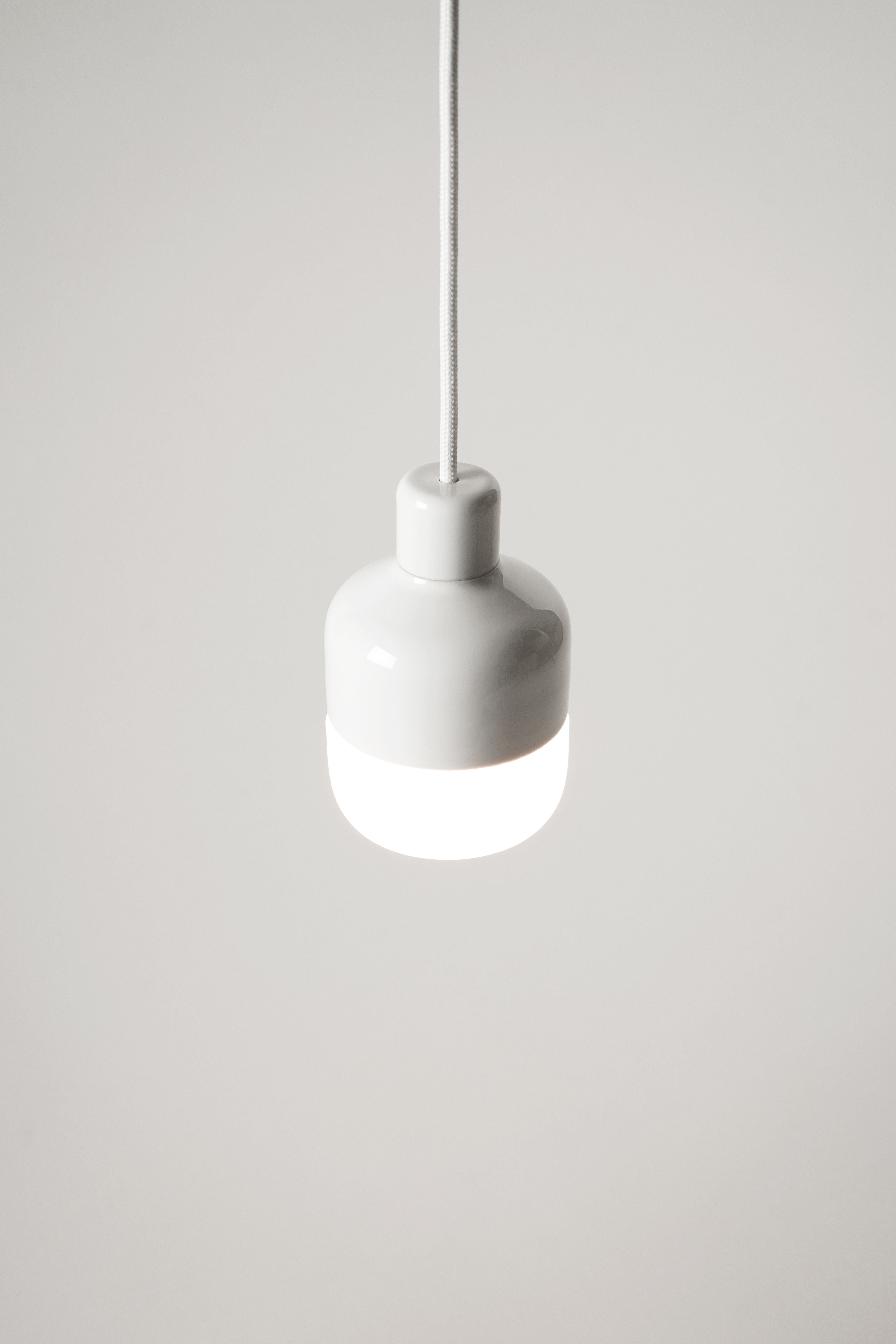 Ohm 100/155 Pendelleuchte Led 3000K weiss matt opal | Ifö Electric
