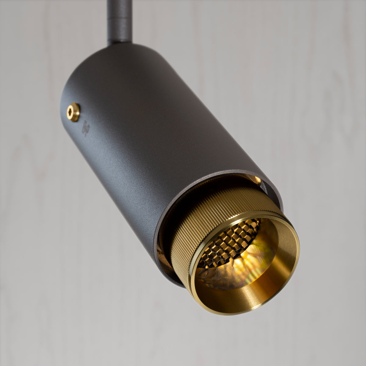 Exhaust Spotlight Graphite - Edisson