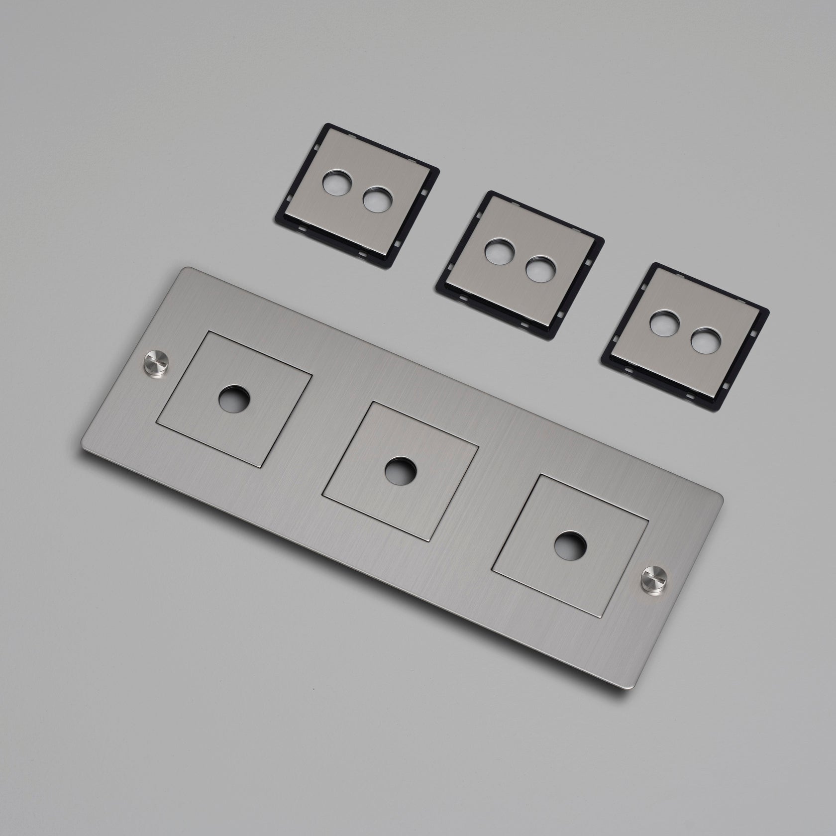 3G-Wandhalterung für Dimmer und Schalter 3-fach