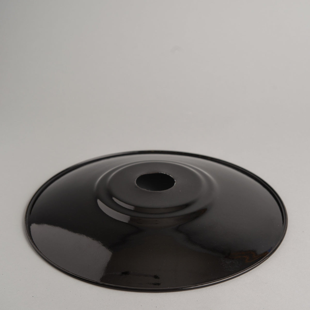 Retro Lampenschirm Emaille, flach schwarz für E27 Fassungen