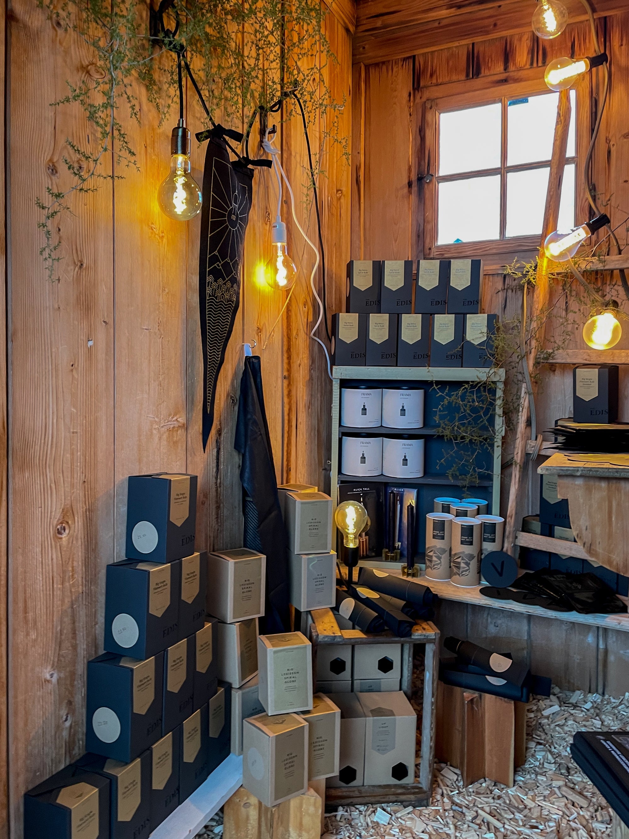 Versandtermine und Öffnungszeiten Showroom zum Jahreswechsel