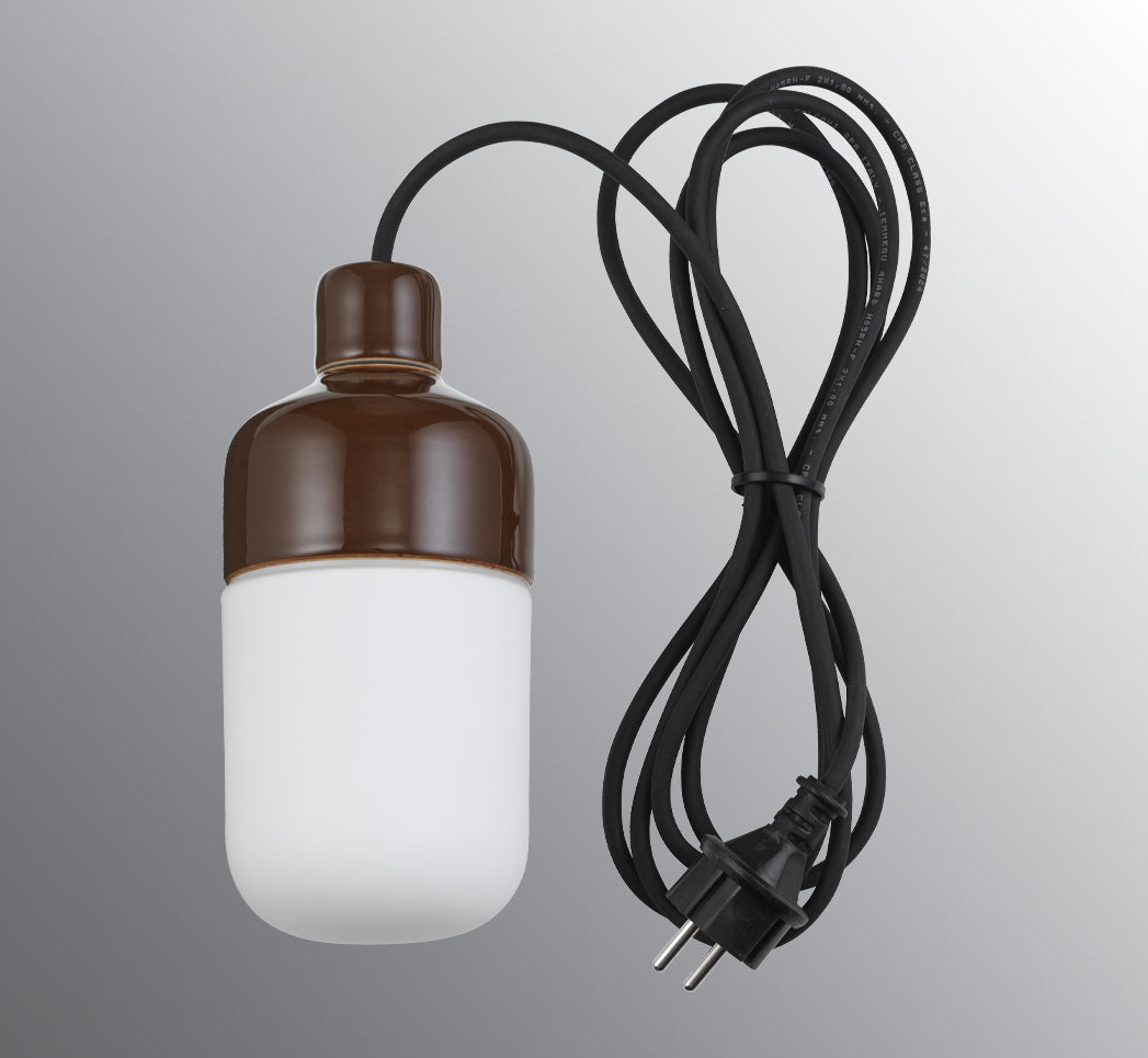 Ohm Pendelleuchte Porzellan 100/215 Outdoor matt opal IP44 | Ifö Electric