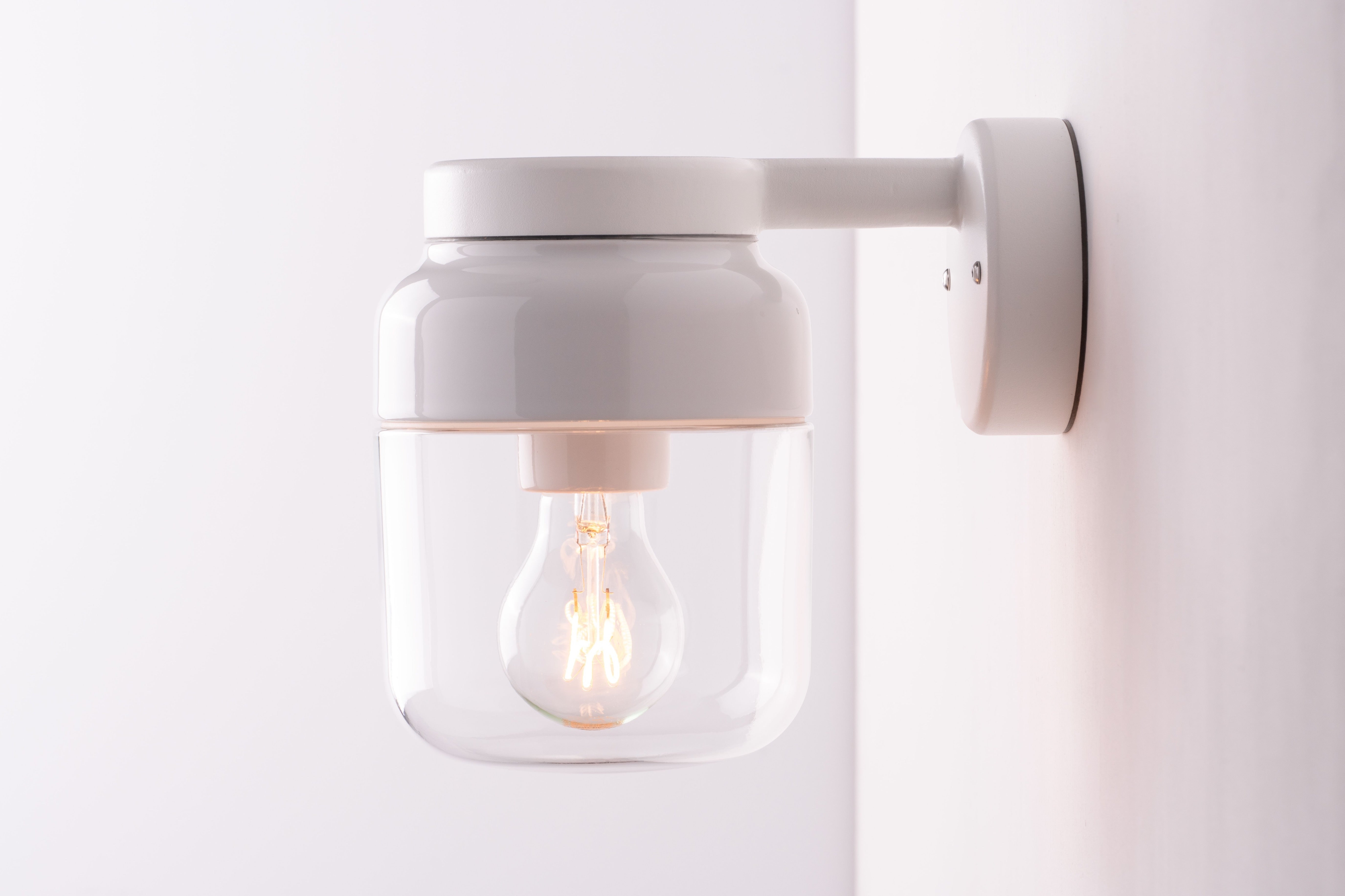 Ohm Wandleuchte 140/205 Ø123.5mm IP44 klarglas | Ifö Electric