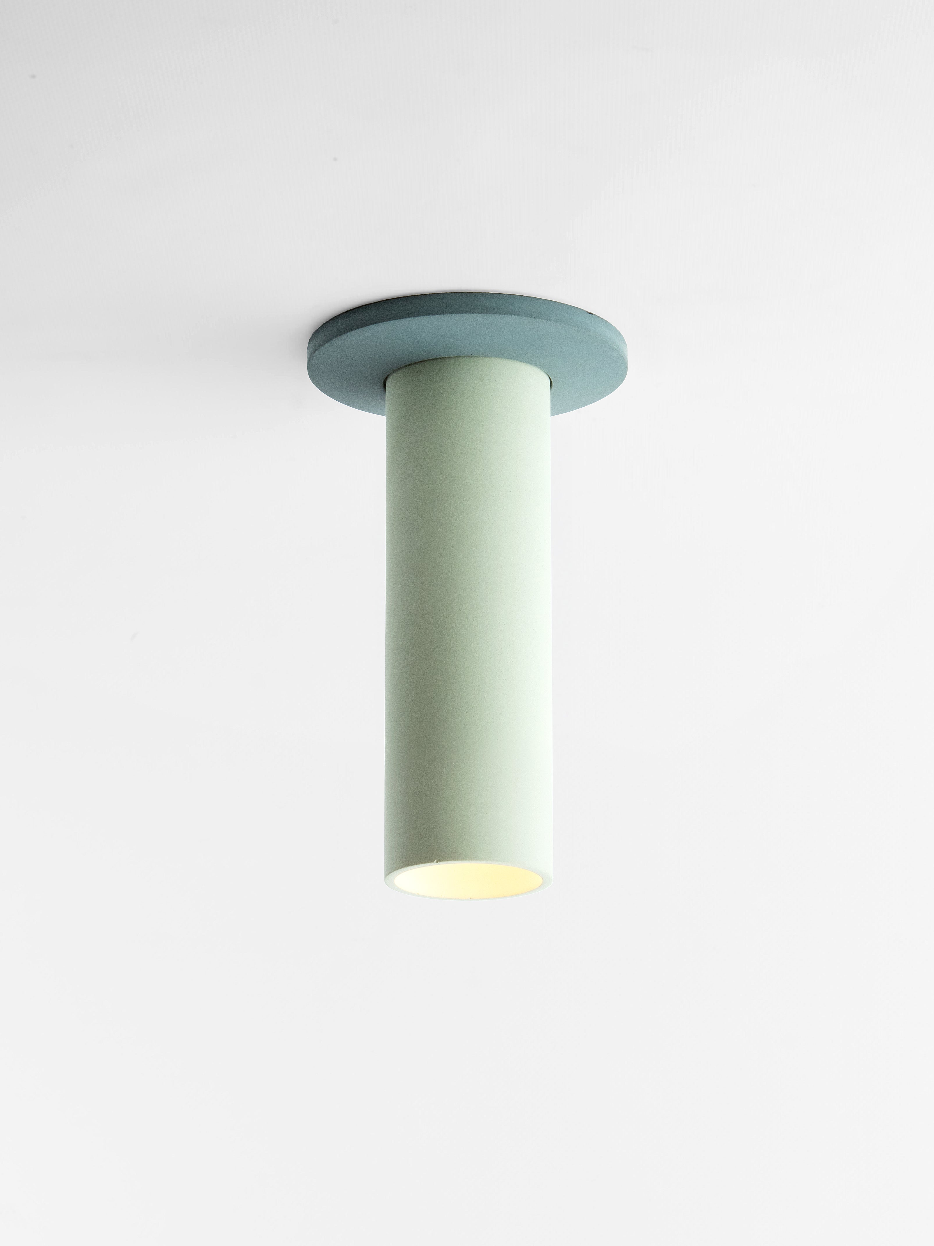 Alice | Deckenspot Beton | Plato Design