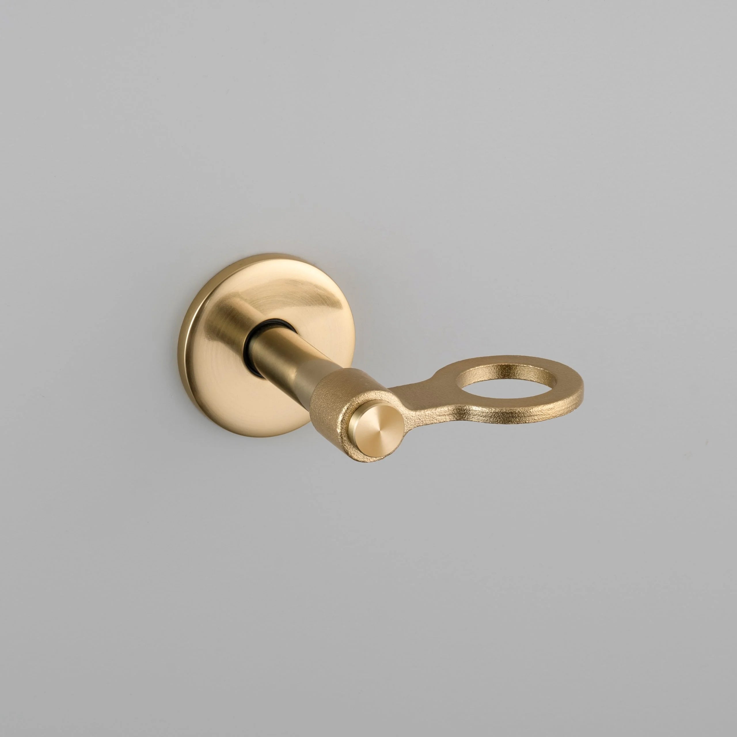 Seifenflaschenhalter «Cast» einfach | Buster & Punch Brass