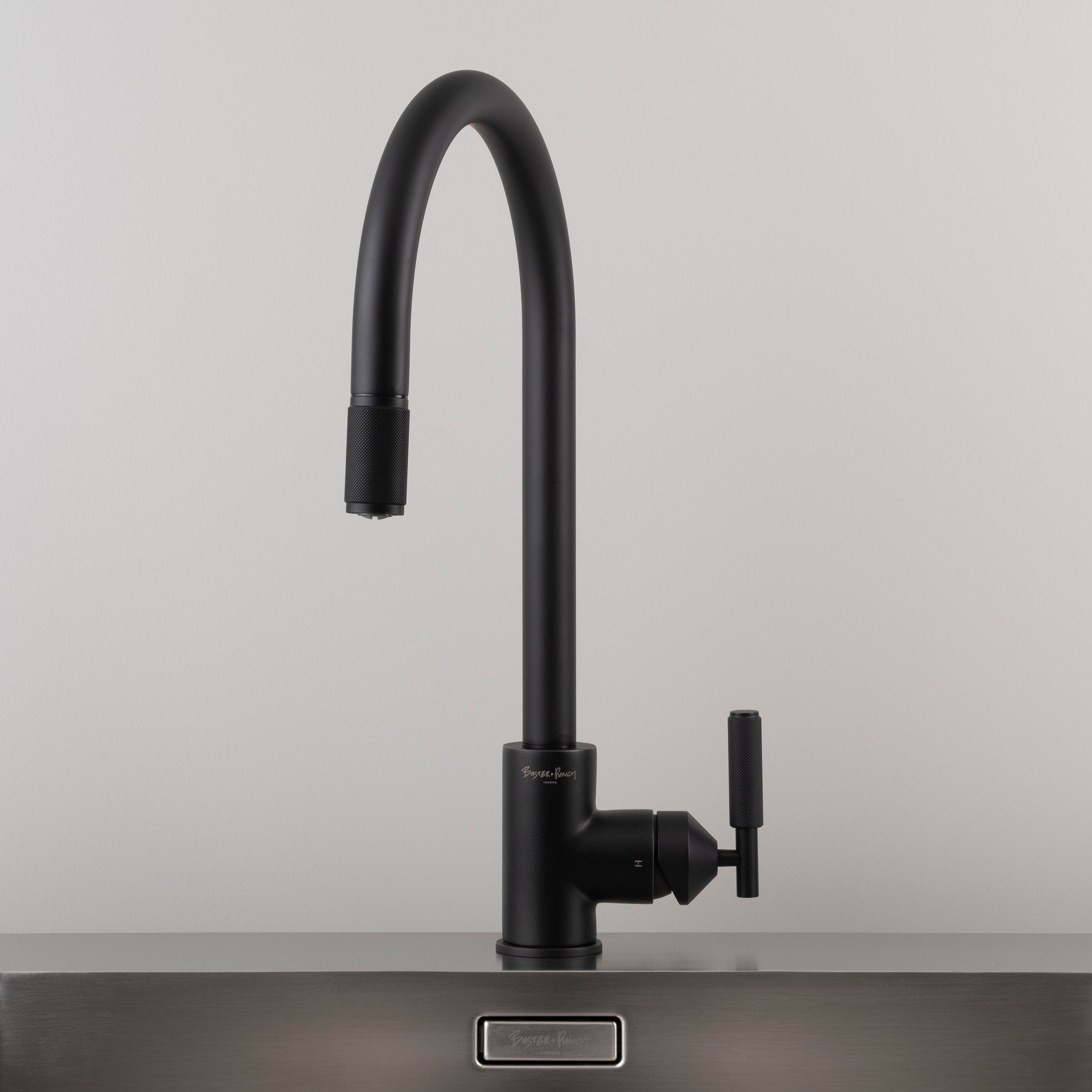 kitchen faucet with pull-out «Cross» 