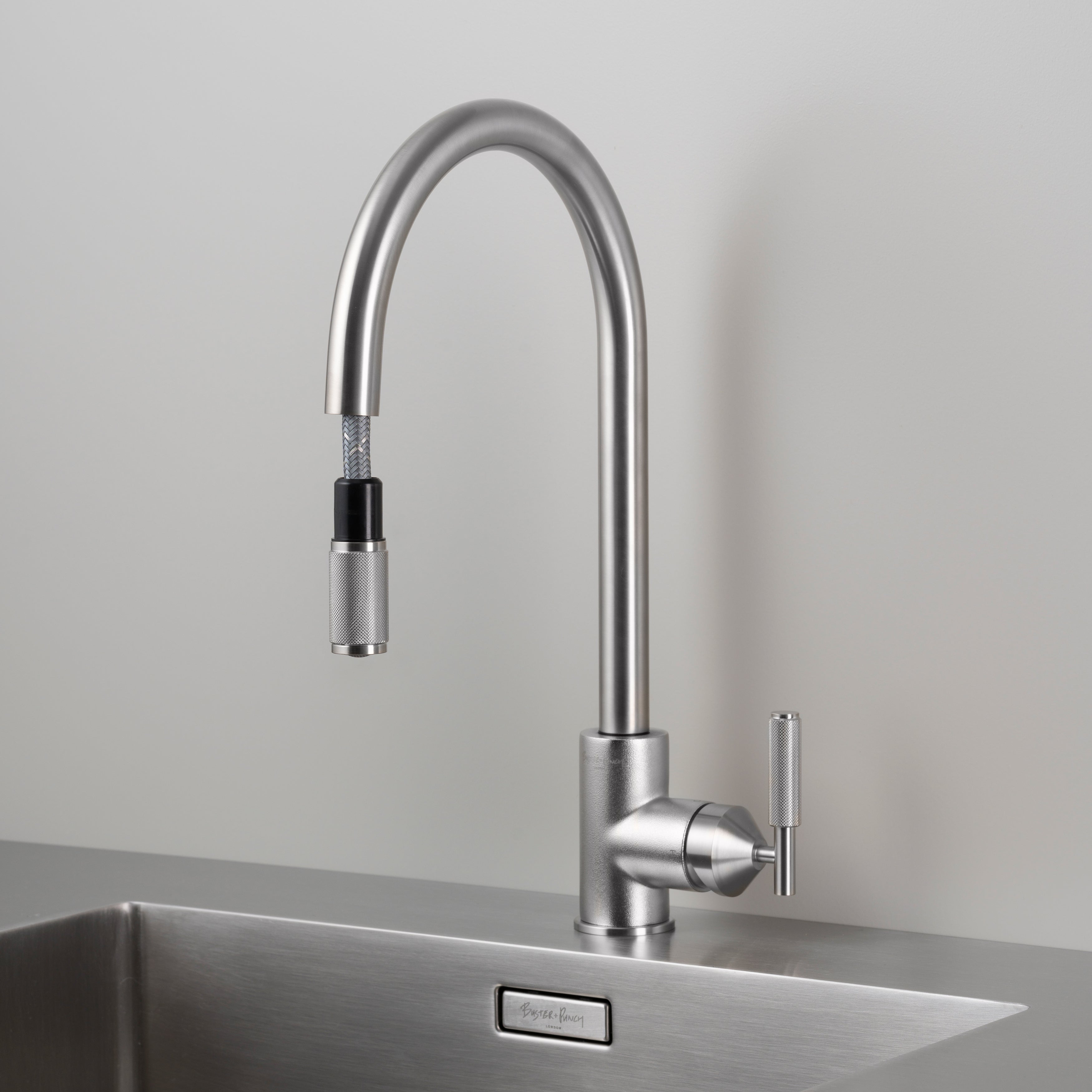 kitchen faucet with pull-out «Cross» 