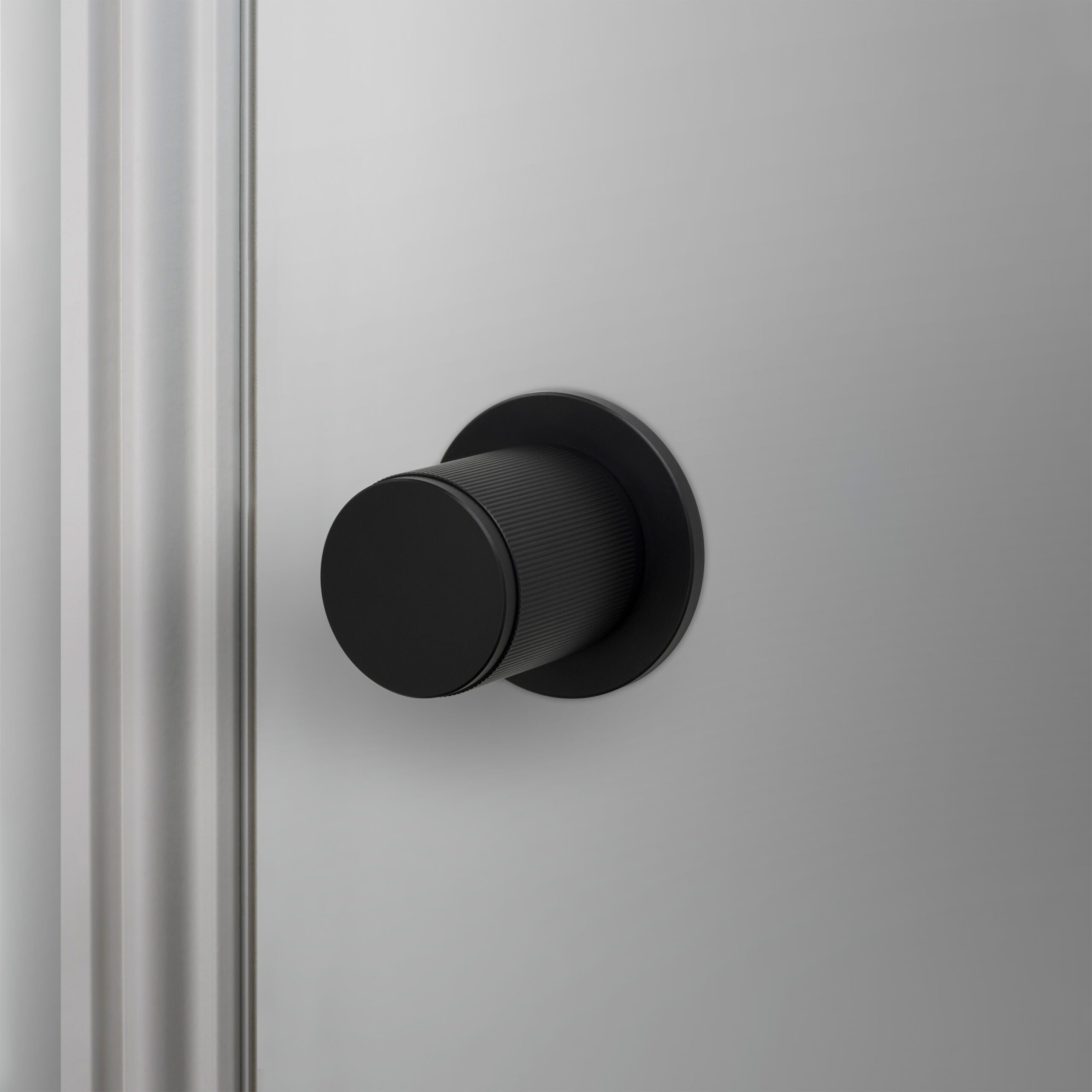 doorknob set «Linear» 