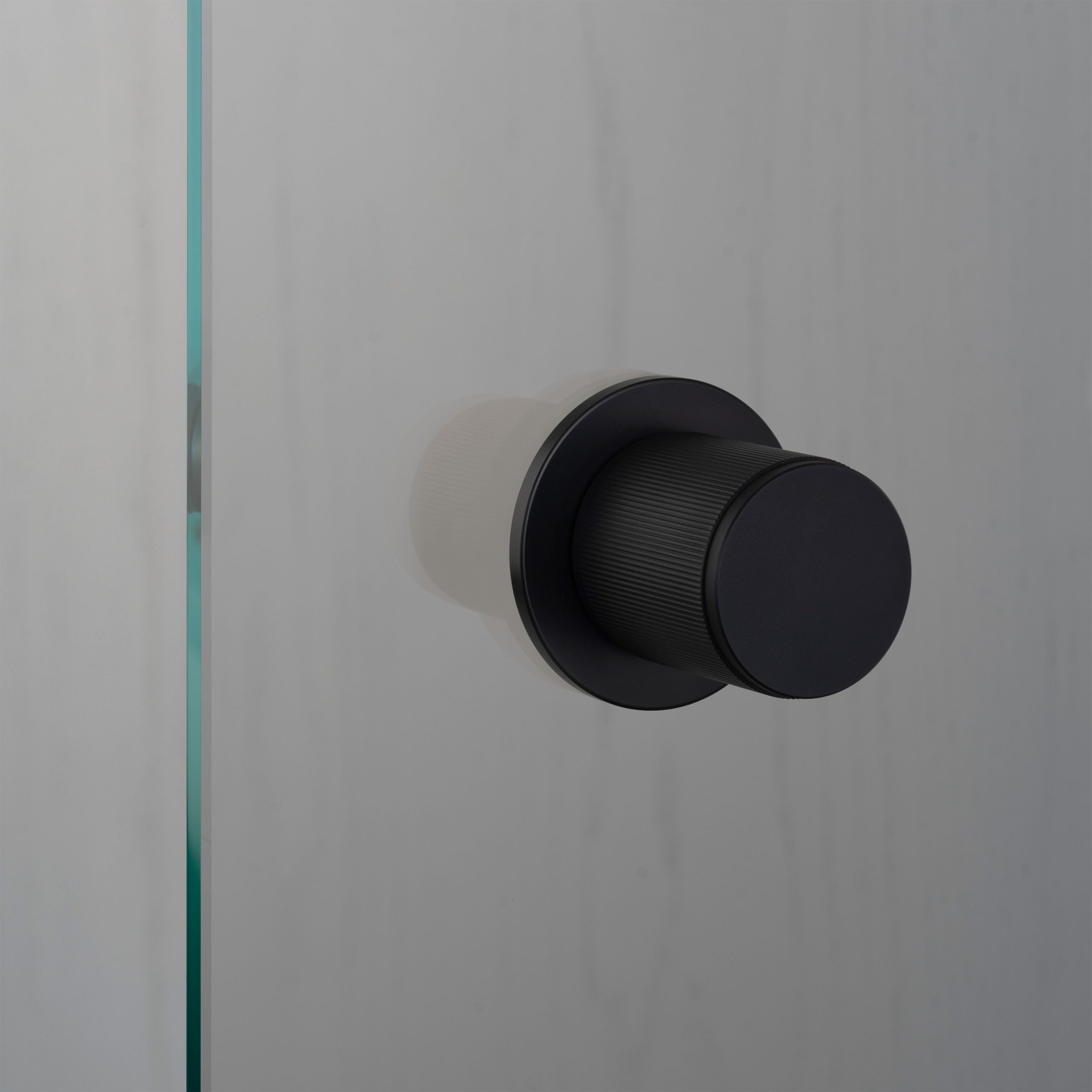 doorknob one-sided «linear» 