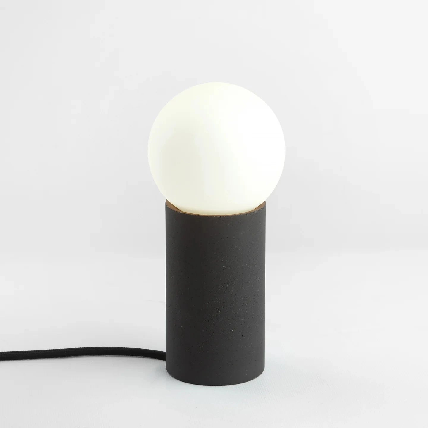 Lena | Tischleuchte Beton E27