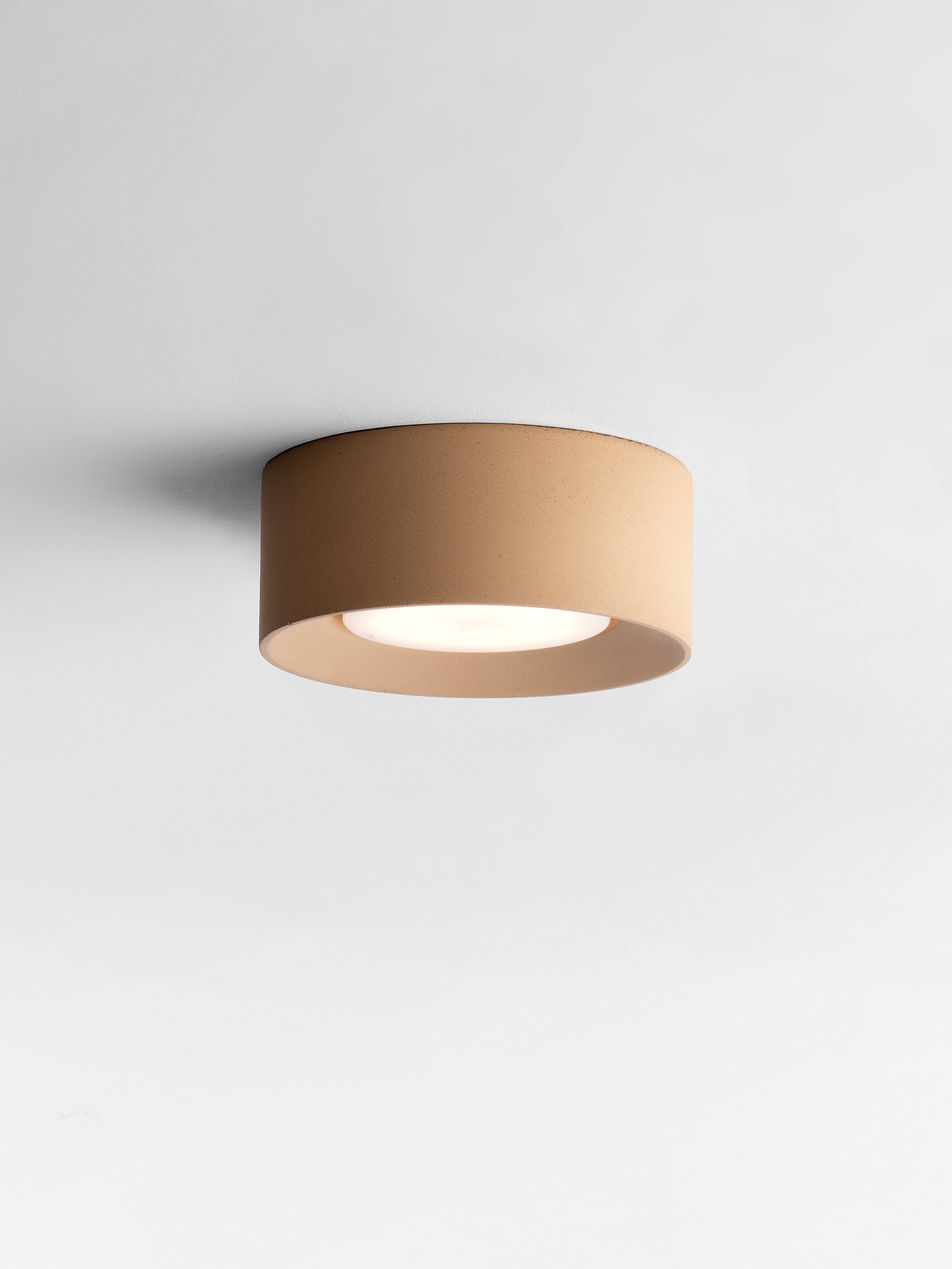 Rino | Deckenleuchte Aufputz Beton