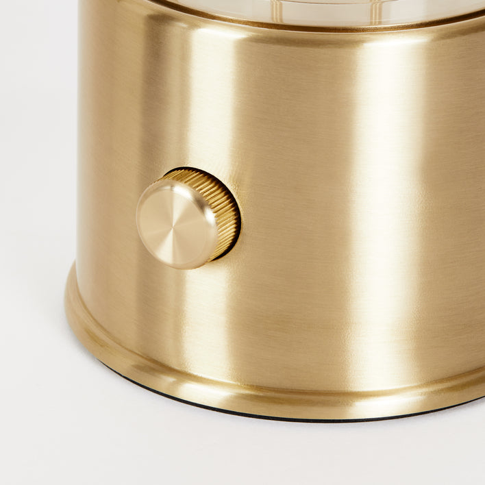 The Muse Akkulaterne 2.0 Solid Brass | Tala