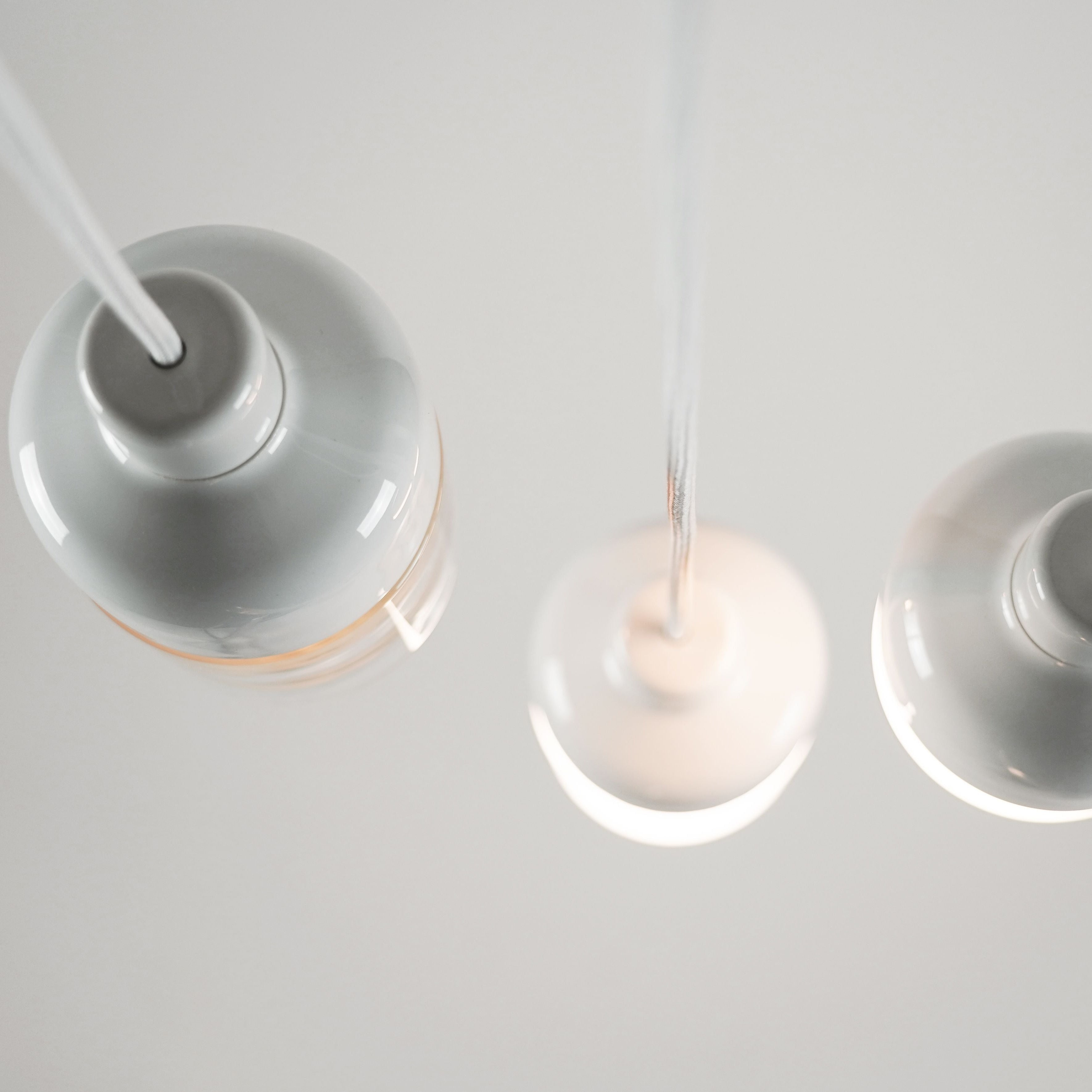 Ohm 100/155 Pendelleuchte weiss matt opal | Ifö Electric