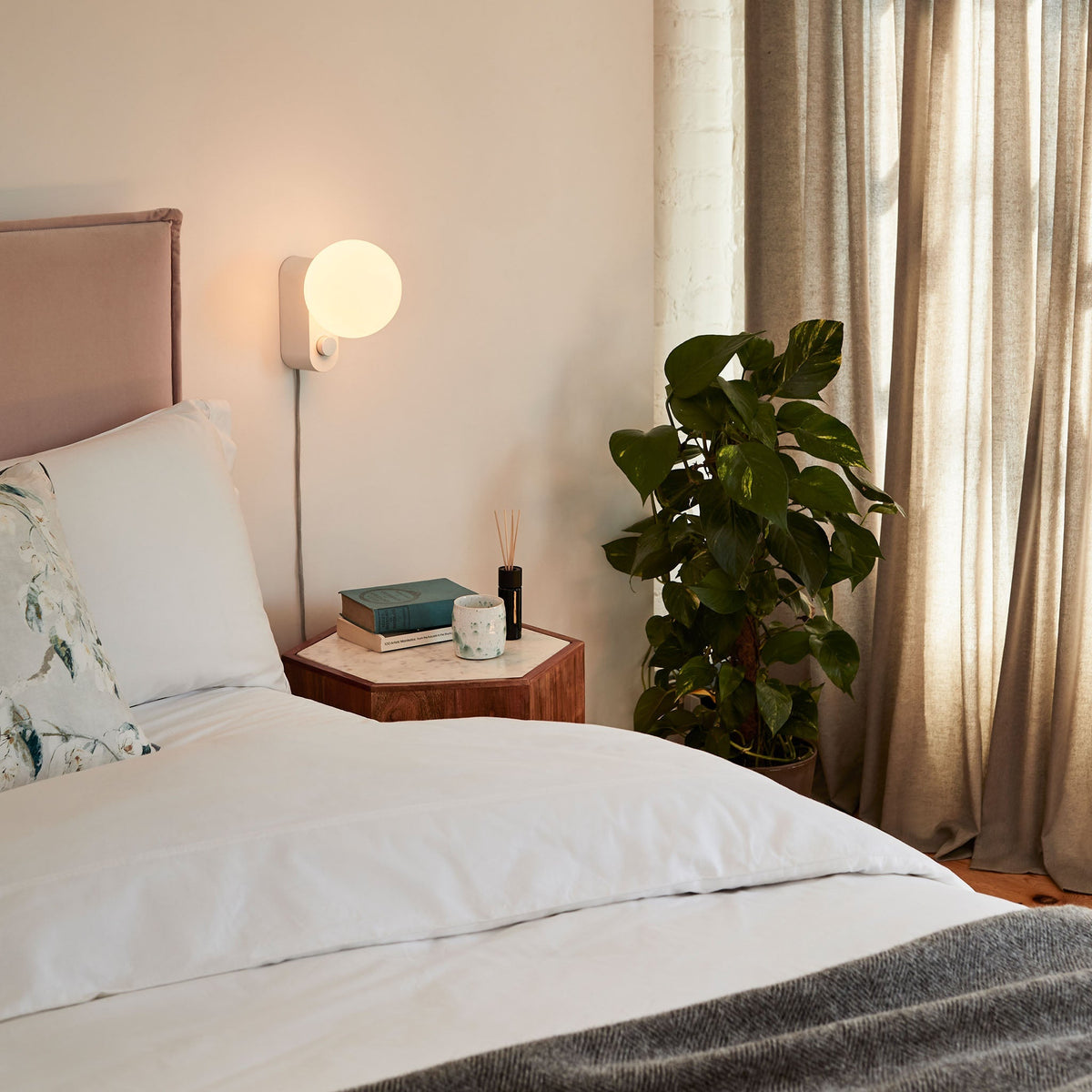 Alumina Multi-Use Lampe | Tala
