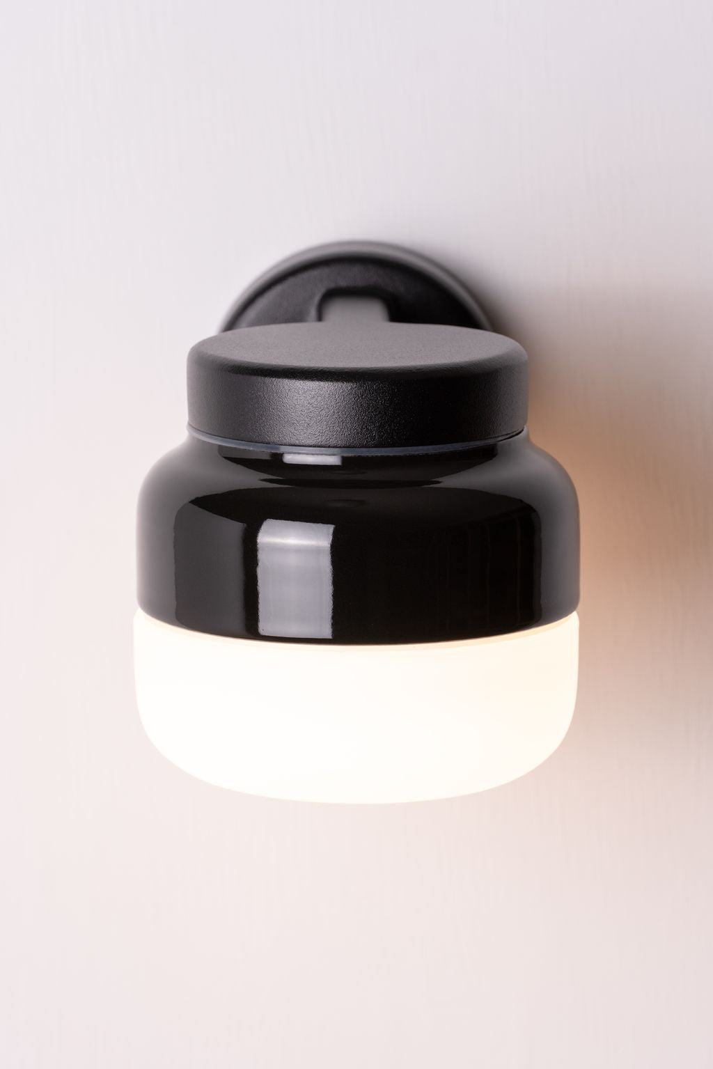 Ohm Wandleuchte 140/150 Ø123.5mm IP44 | Ifö Electric