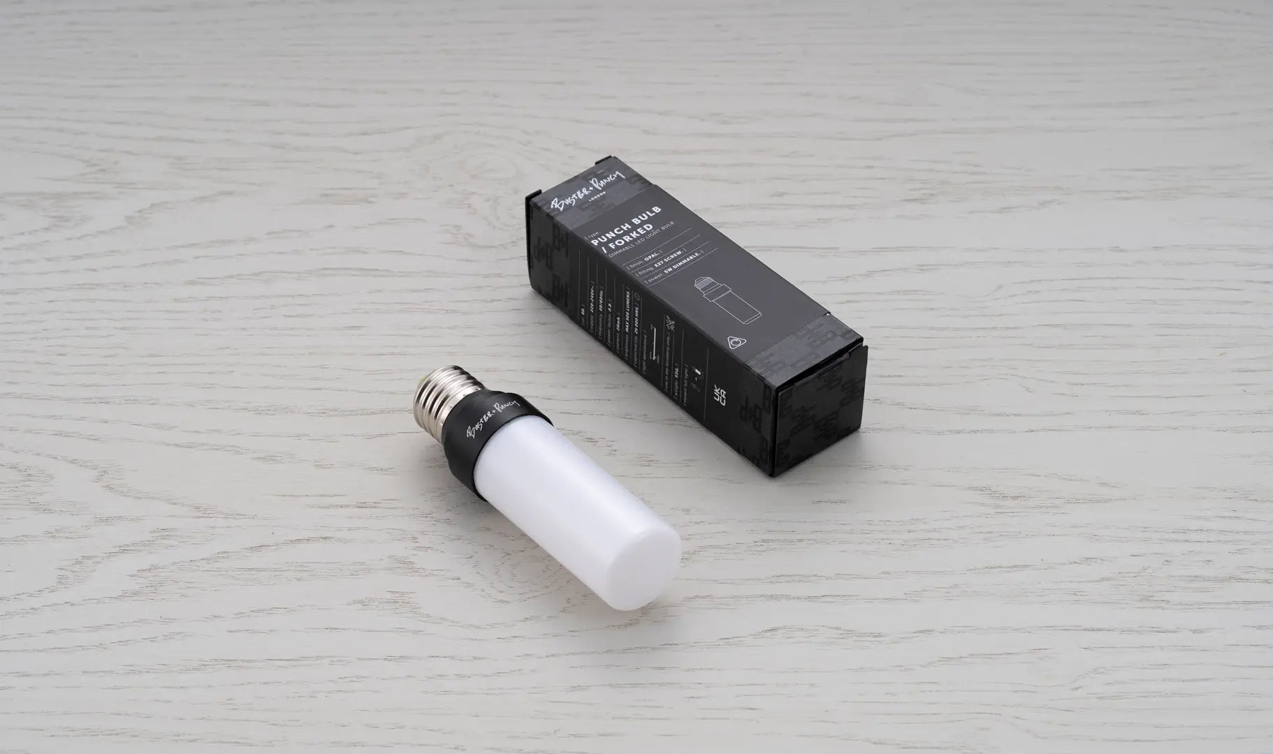 Buster + Punch Punch Bulb Opal, dimmbare E27-LED mit Opal-Diffusor