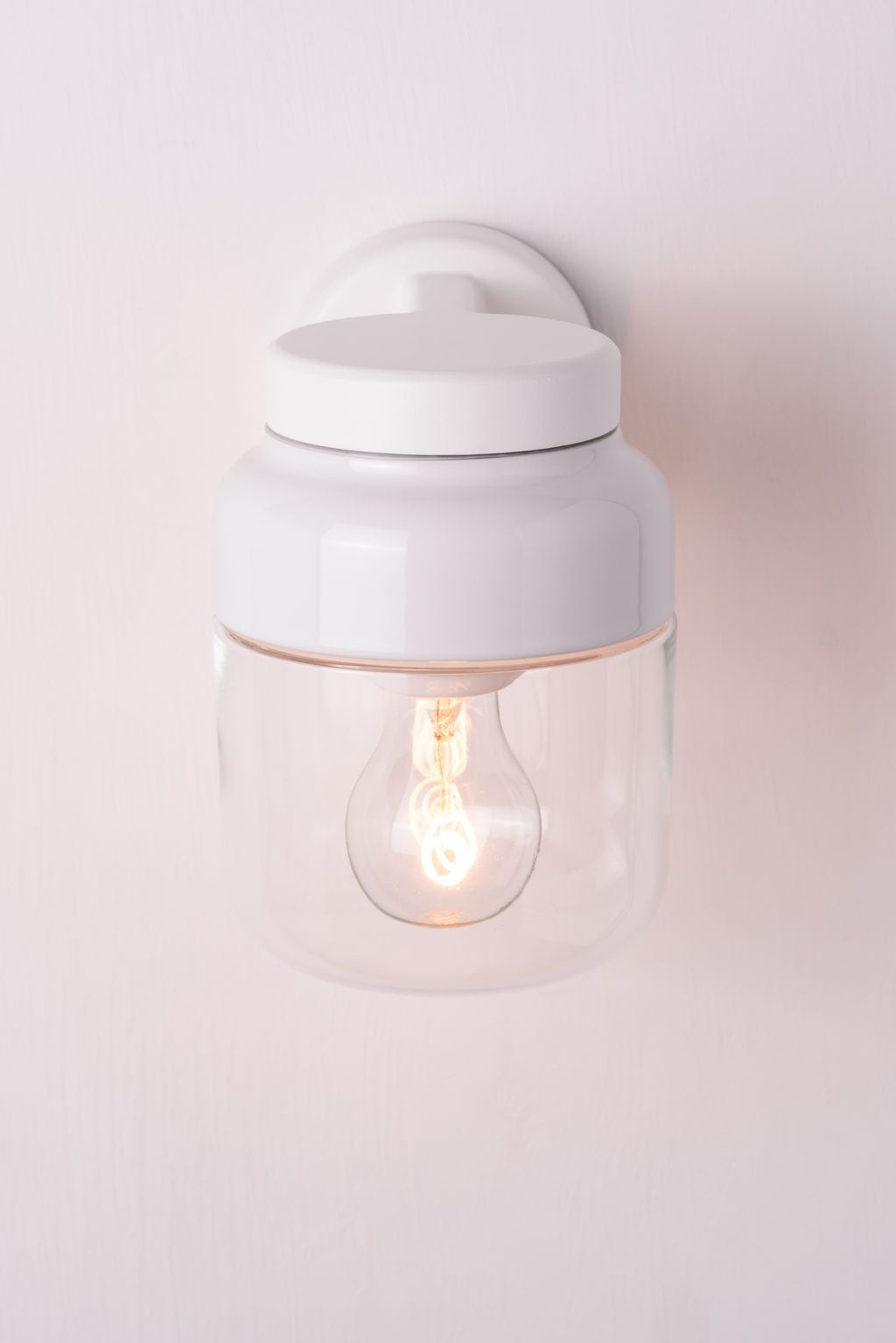 Ohm Wandleuchte 140/205 Ø123.5mm IP44 klarglas | Ifö Electric