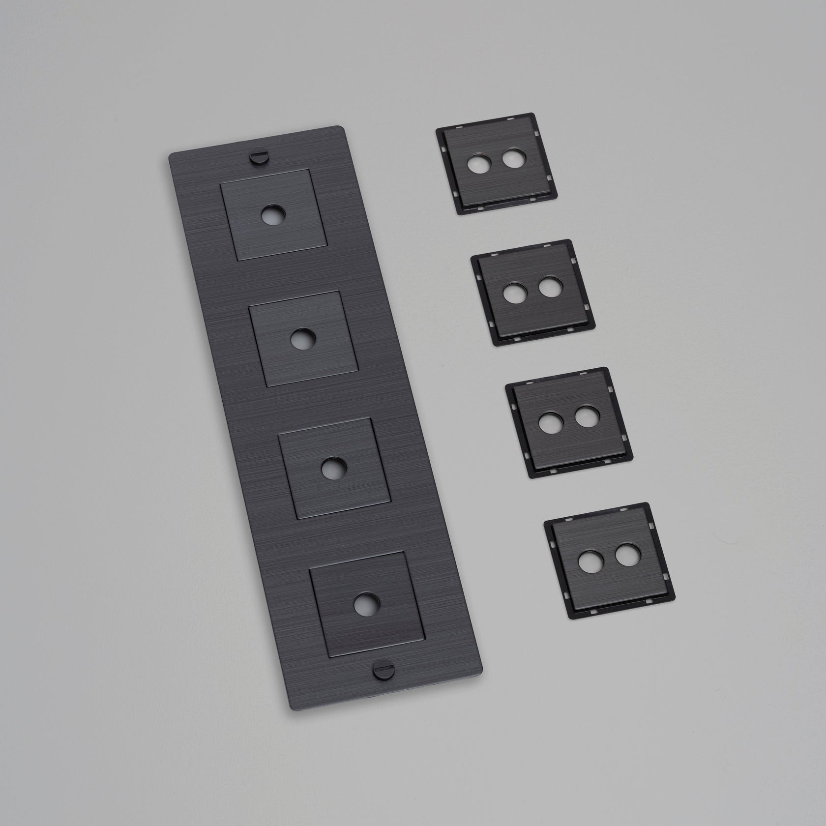 1G/2G-Wandhalterung für Dimmer und Schalter 4-fach