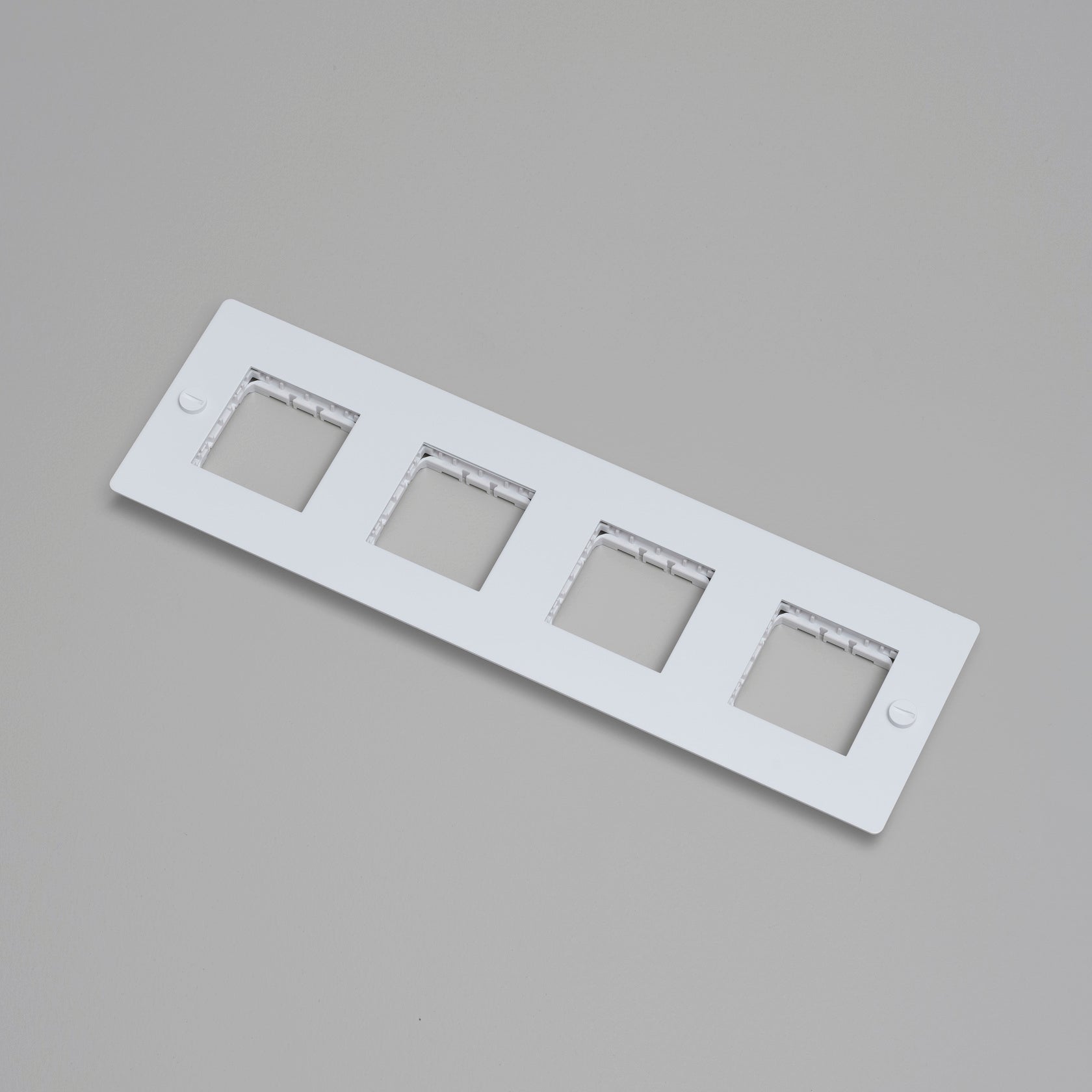 4G wall mount
