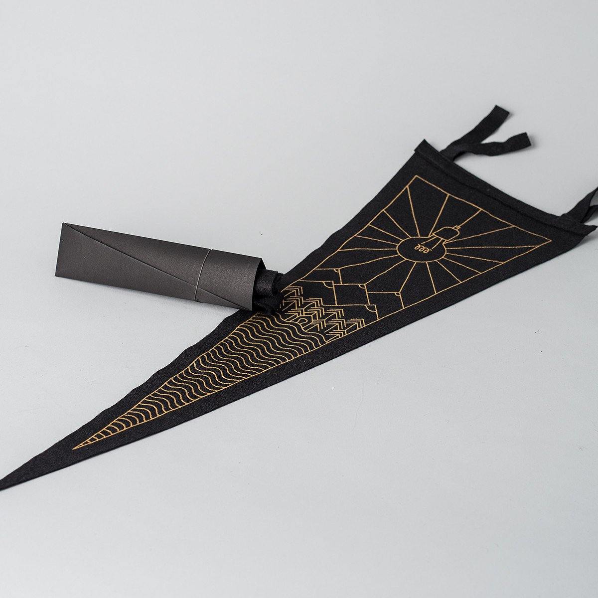 Pennant «Lightbulb Sun» - Edisson